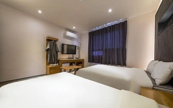 Oda (TWO Bed (2/2 beds))