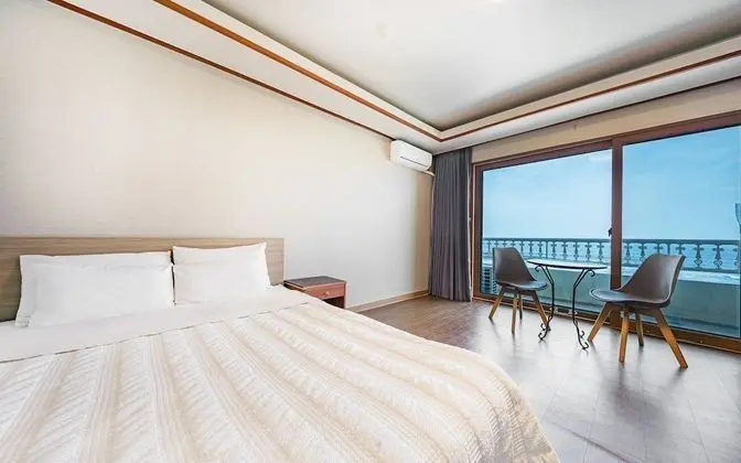 Oda (Ocean View Double Bed)