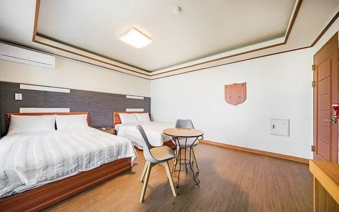 Oda (Ocean View Twin Bed)