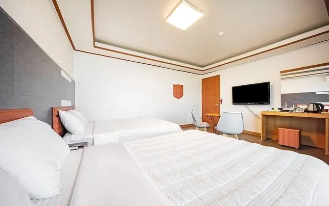 Oda (Ocean View Twin Bed)