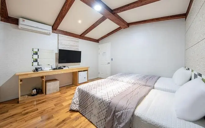 Oda (Single Twin Room)