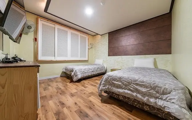 Oda (Twin Room)