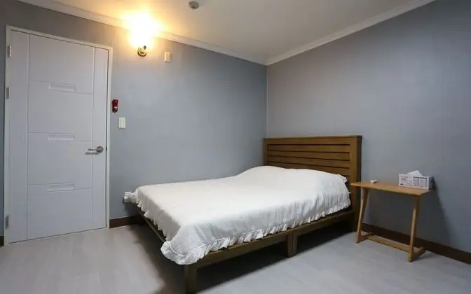 Oda (Deluxe (1 Bed / Double Room))