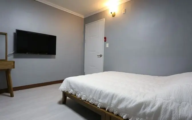 Oda (Deluxe (1 Bed / Double Room))