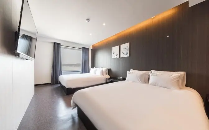 Oda (VIP Luxury Twin Family Room (OTT Avai)