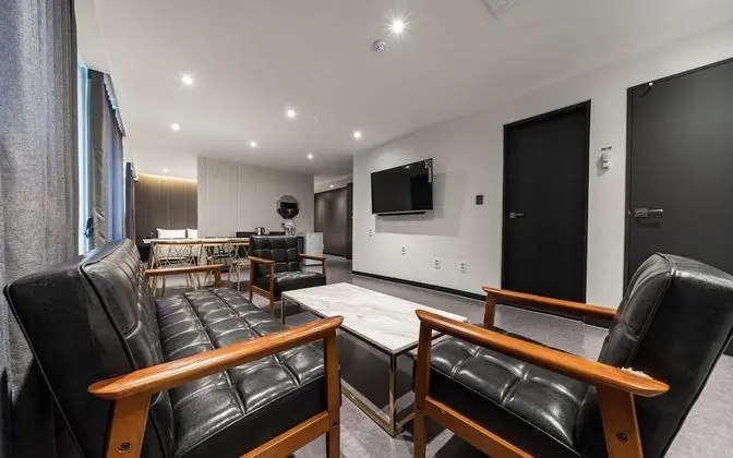 Oda (VIP Luxury Twin Family Room (OTT Avai)