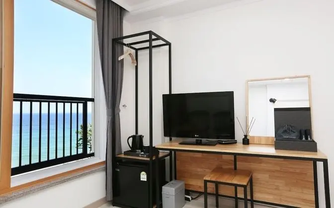 Oda (Ocean Lake View Deluxe)