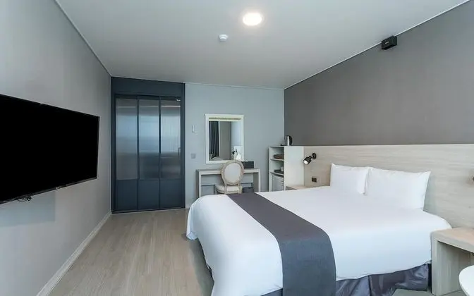 Oda (Standard Double B (Netflix viewing / )