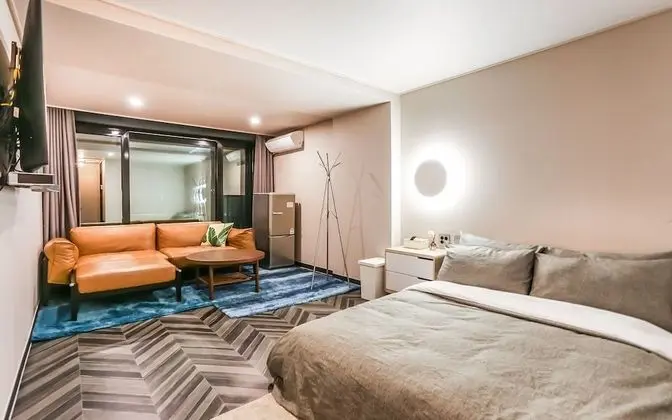 Oda (Lake 12 pyeong B (306 OLED TV availab)