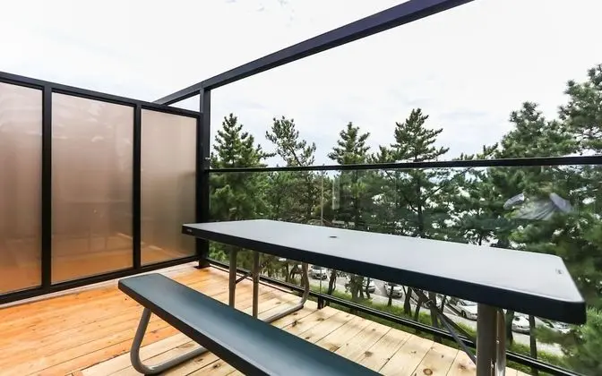 Oda (Lake 12 pyeong B (306 OLED TV availab)