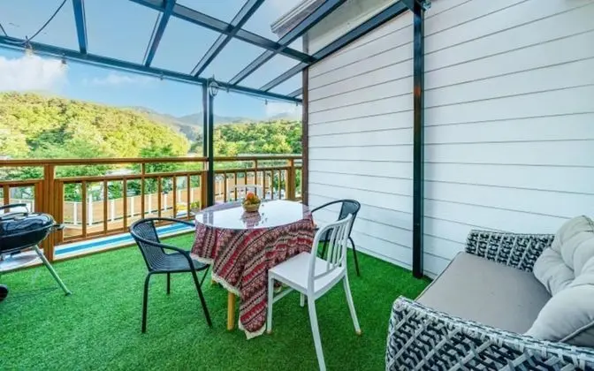 Oda (Alice (duplex) (spa available))