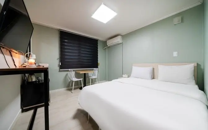 Oda (Standard A (Netflix Available with pe)