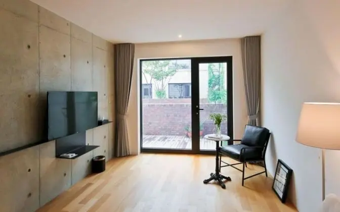 Oda (Room 5 (bed room shared kitchen))