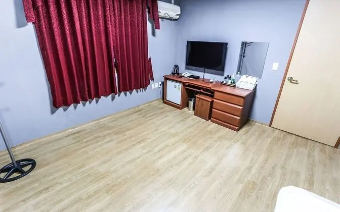 Oda (Ondol Room)