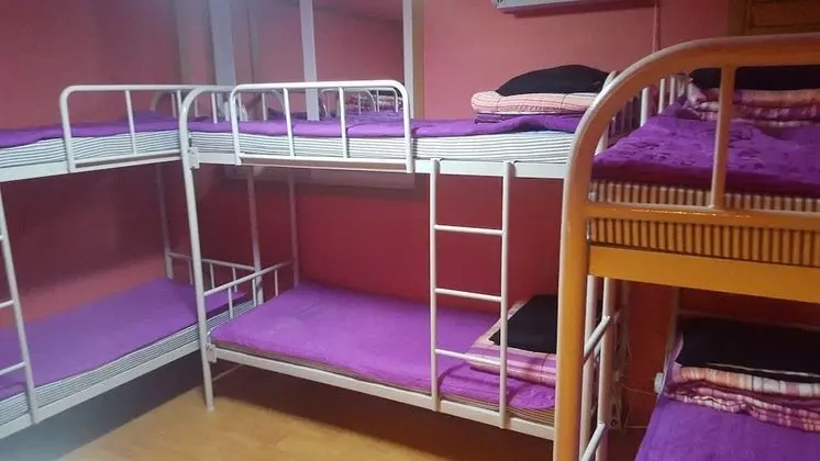 Basic Ortak Ranzalı Oda, Sadece kadınlar için