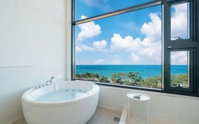 Oda (Room 302 (Spa Wide Ocean View Duplex))