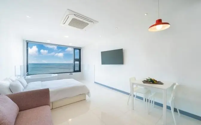 Oda (Room 402 (Spa Wide Ocean View))