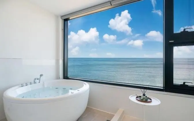 Oda (Room 402 (Spa Wide Ocean View))