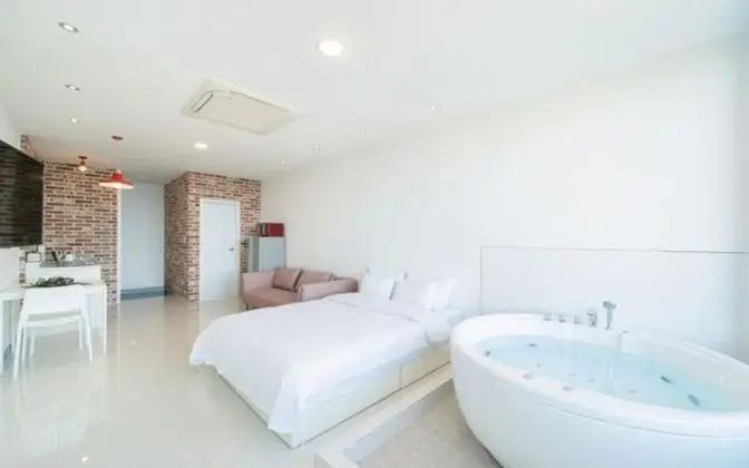 Oda (Room 402 (Spa Wide Ocean View))