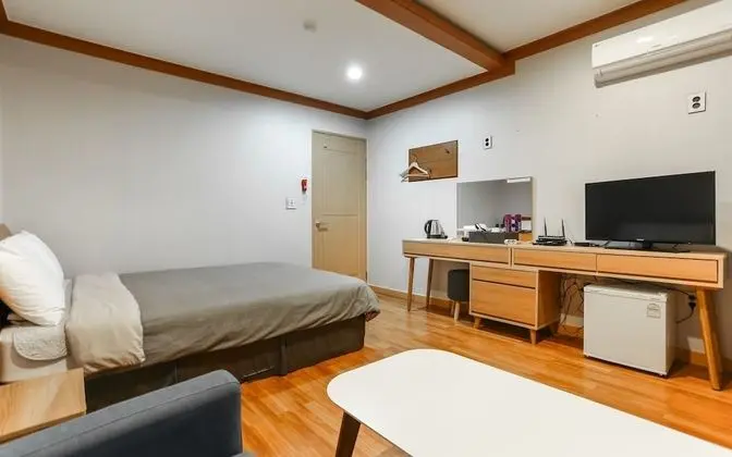 Oda (Bed common room)
