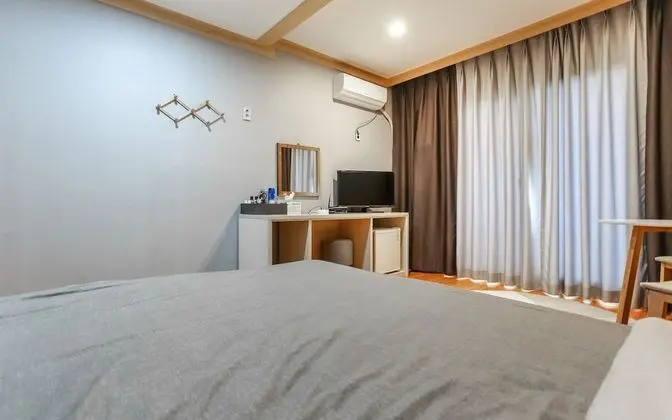 Oda (Bed common room)