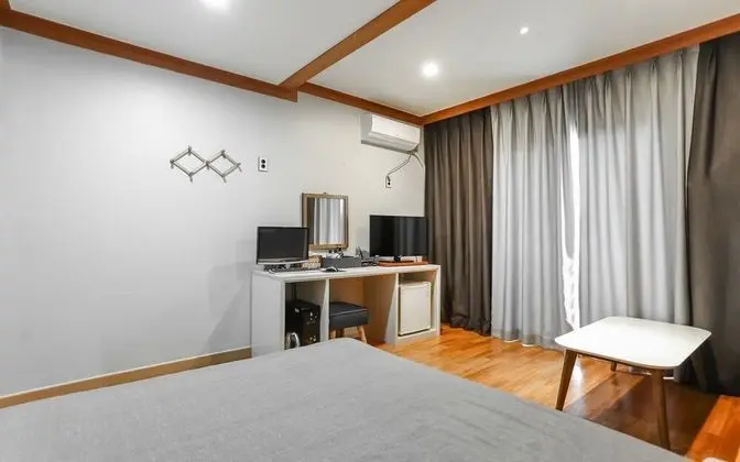 Oda (Bed common room)