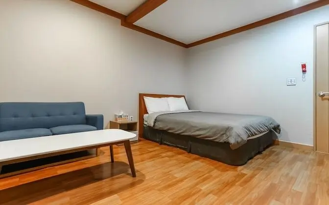 Oda (Bed common room)