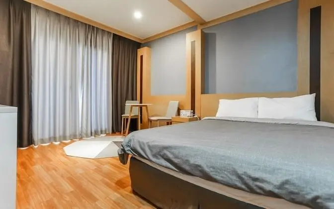 Oda (Bed common room)
