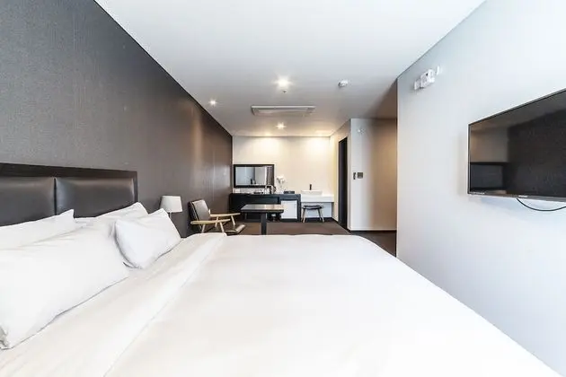 Tek Büyük Yataklı Oda