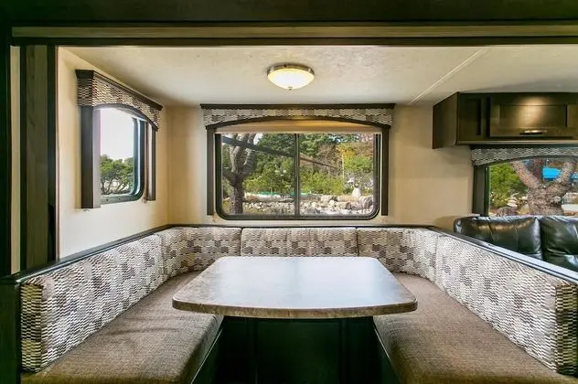 Basic Oda, 2 Yatak Odası (Caravan 1 (no Awning))