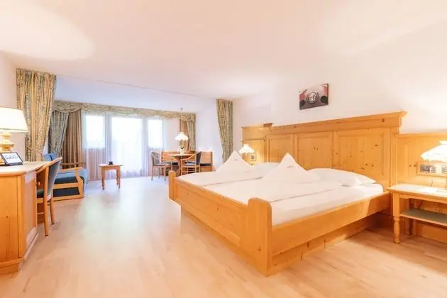 Junior Süit, Balkon, Dağ Manzaralı