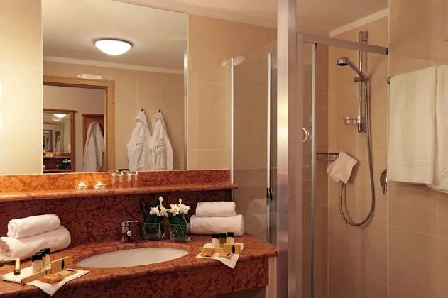 Junior Süit, Balkon, Dağ Manzaralı