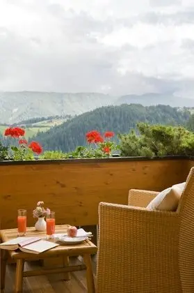Superior Oda, Dağ Manzaralı (Rosengarten)