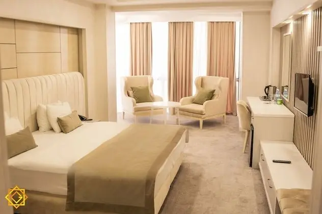 Deluxe Üç Kişilik Oda, Birden Çok Yatak