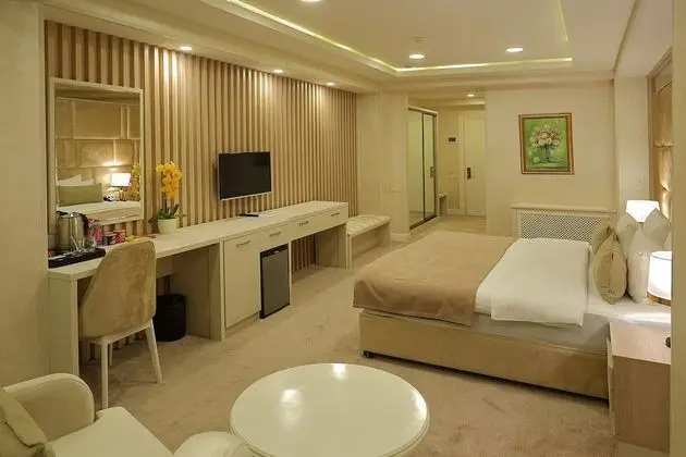 Deluxe Üç Kişilik Oda, Birden Çok Yatak