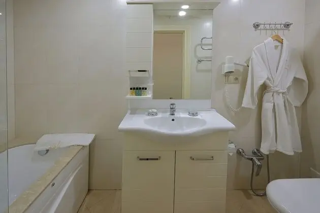 Standard Tek Kişilik Oda, Sigara İçilmez, Şehir Manzaralı