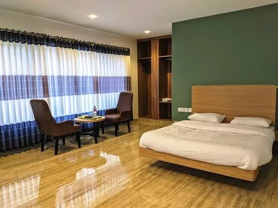 Deluxe Tek Büyük Yataklı Oda, 1 Büyük (Queen) Boy Yatak