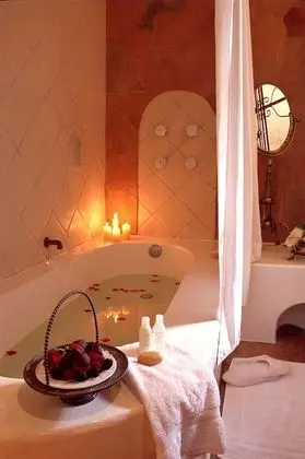 Grand master suite