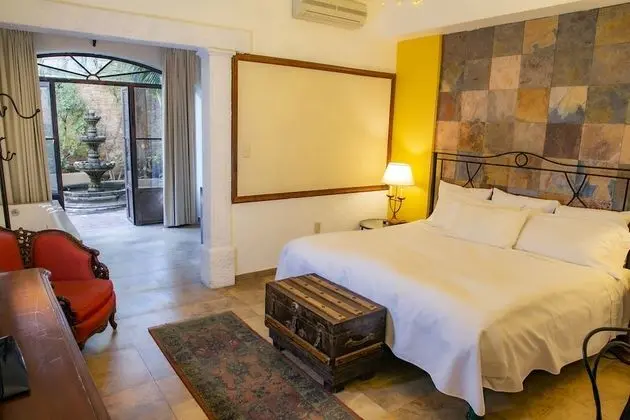 Grand master suite