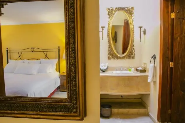 Grand master suite