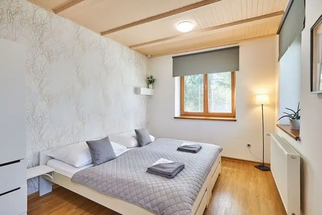 Apart Daire, Şehir Manzaralı (2)