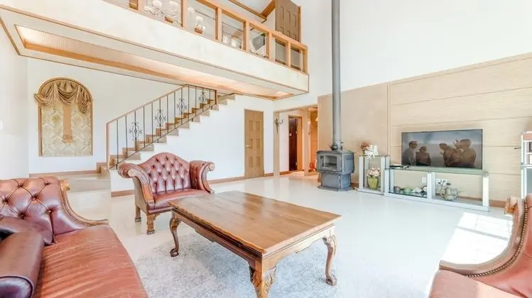 Basic Oda, 4 Yatak Odası (Santamaria)