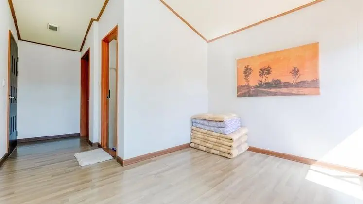 Basic Oda, 4 Yatak Odası (Santamaria)