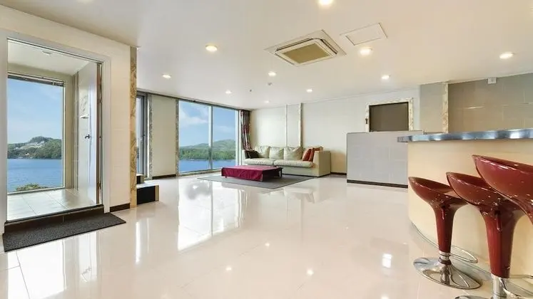 Basic Oda, 2 Yatak Odası (Mochareuteu)