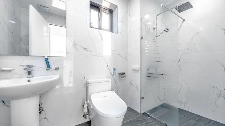 Basic Oda, 3 Yatak Odası (Belloci)