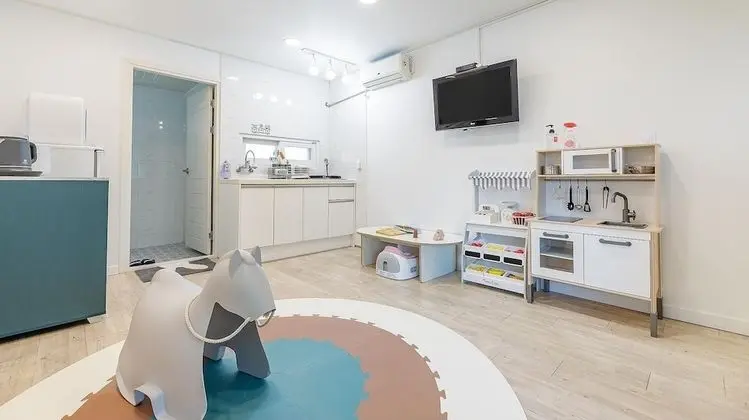 Basic Oda, 2 Yatak Odası (Spring 5(Dokchae) - Kids room)