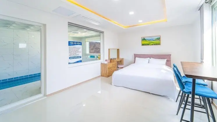 Basic Oda, 1 Yatak Odası (401 (River view/Poolvilla/Netflix))