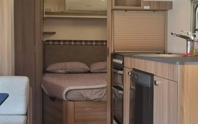 Oda (British Caravan Swift)