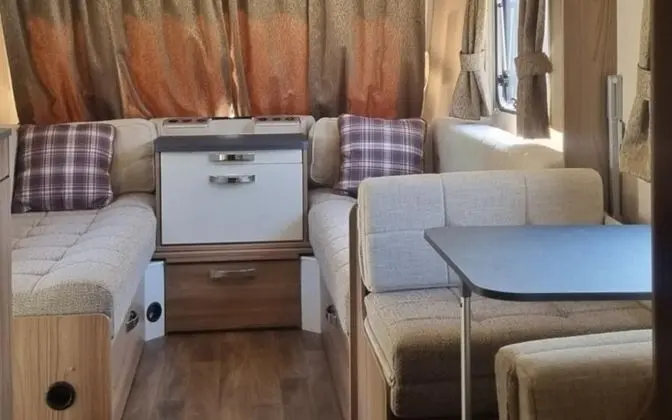 Oda (British Caravan Swift)