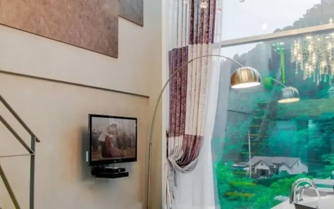 Oda (Martini 303 (Whirlpool Spa Duplex))